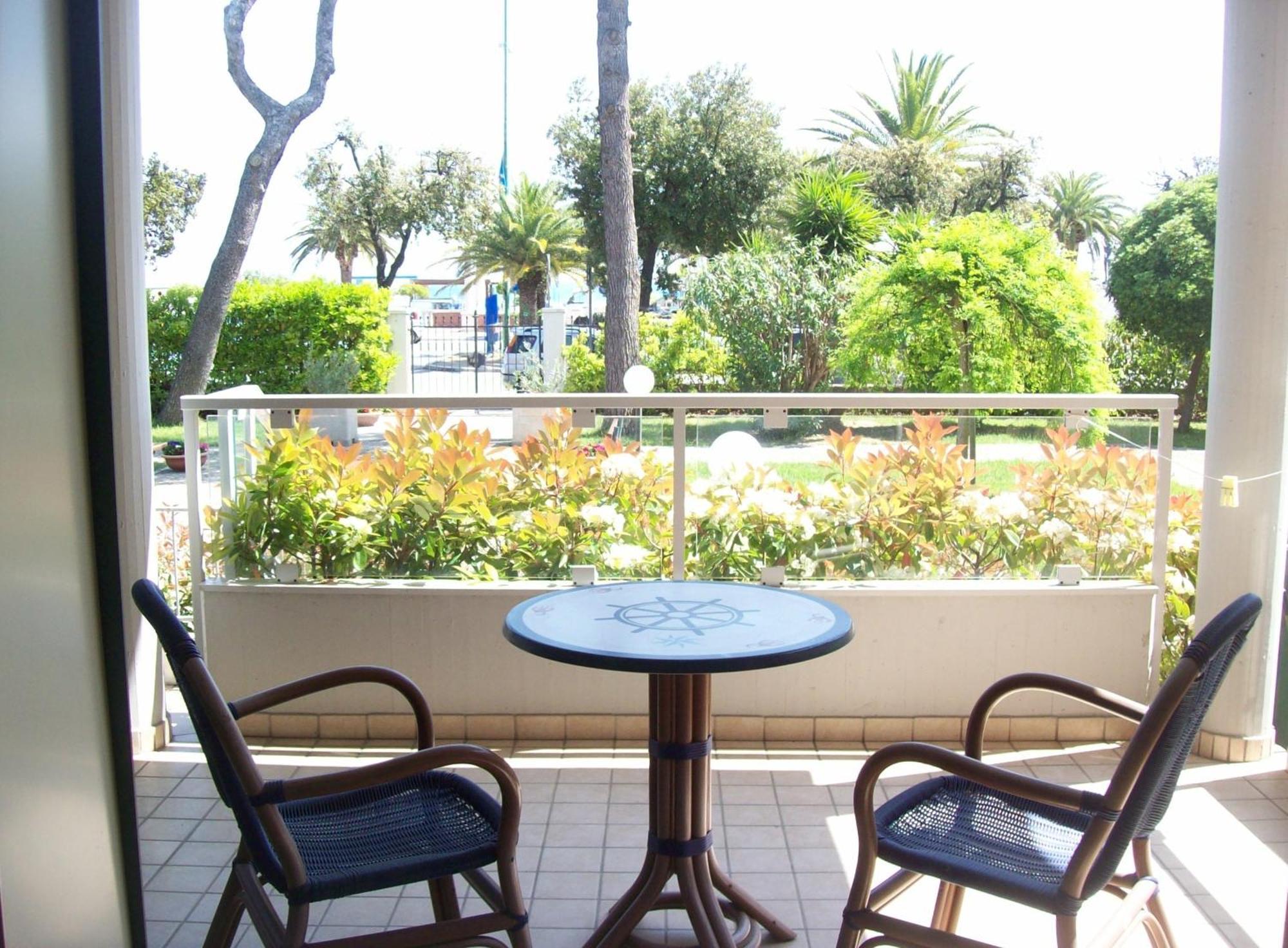 Hotel Sole Giulianova Exterior foto